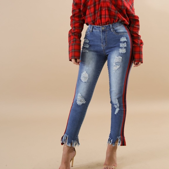 Red Stripe Distressed Fringed Jeans Juniors - Picture 3 of 5
